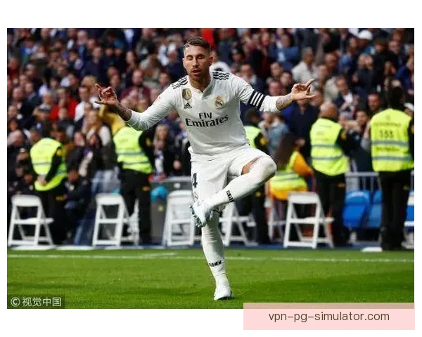 皇马官方发布维尼修斯登上马德里市中心巨型广告引发全城球迷热议